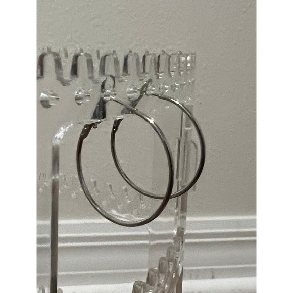 Silver Hoop Earrings New - Picture 1 of 4